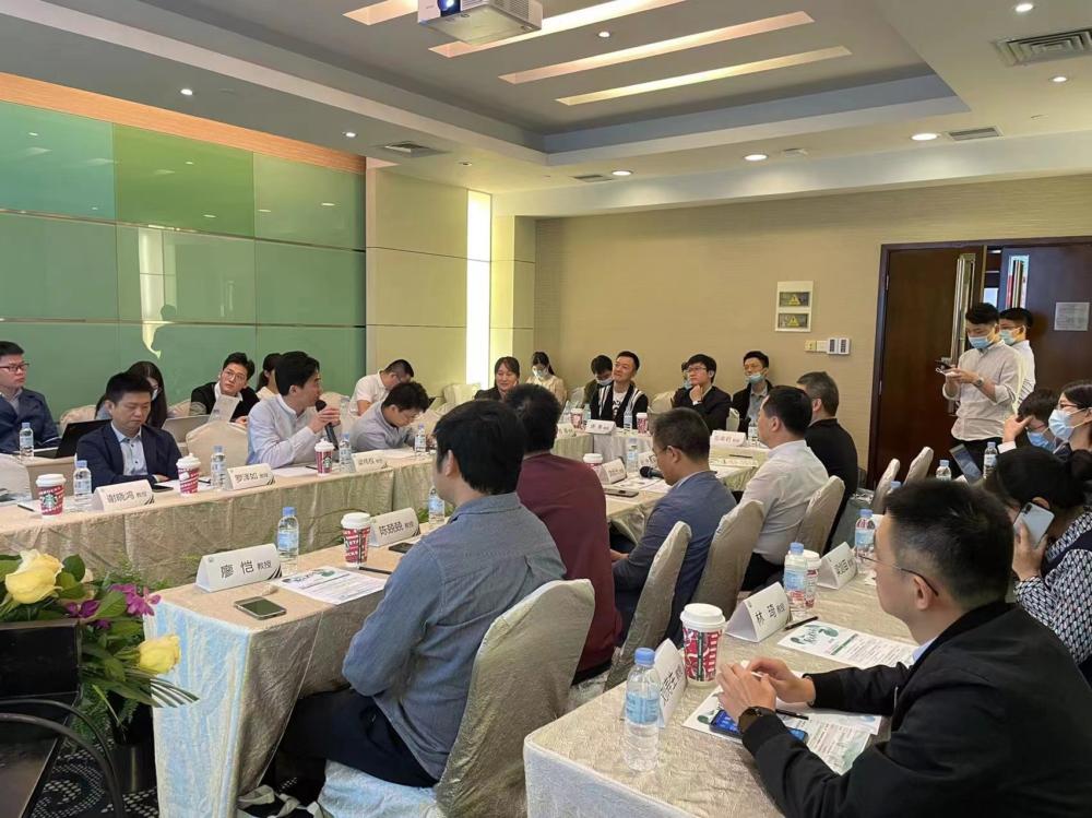 图4.专委会举办“广州抗癌协会粤港澳免疫治疗进展学术论坛” (1000x749).jpg